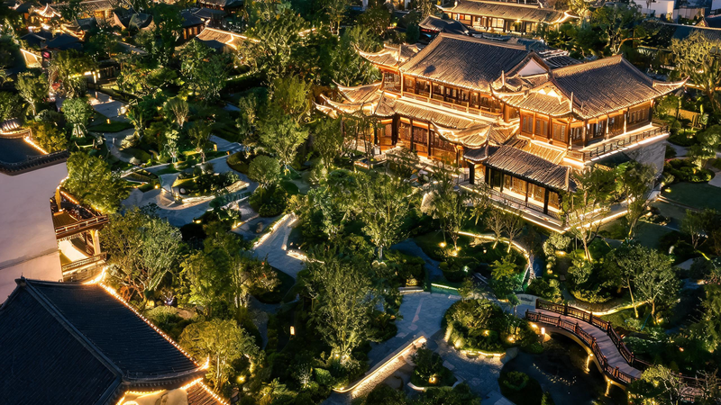 jimeng-2026-07-24-3935-图片主题:户外文旅园林景观高显色 COB 灯带亮化工程实景图 画面风格:夜景写实... jimeng-2026-07-24-3935-图片主题:户外文旅园林景观高显色 COB 灯带亮化工程实景图 画面风格:夜景写实...